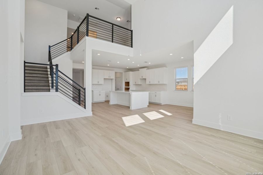 Spacious, unfurnished interior of a new home in Carmel Ranch, Schertz (Image 43). Spacious, unfurnished interior of a new home in Carmel Ranch, Schertz (Image 43).