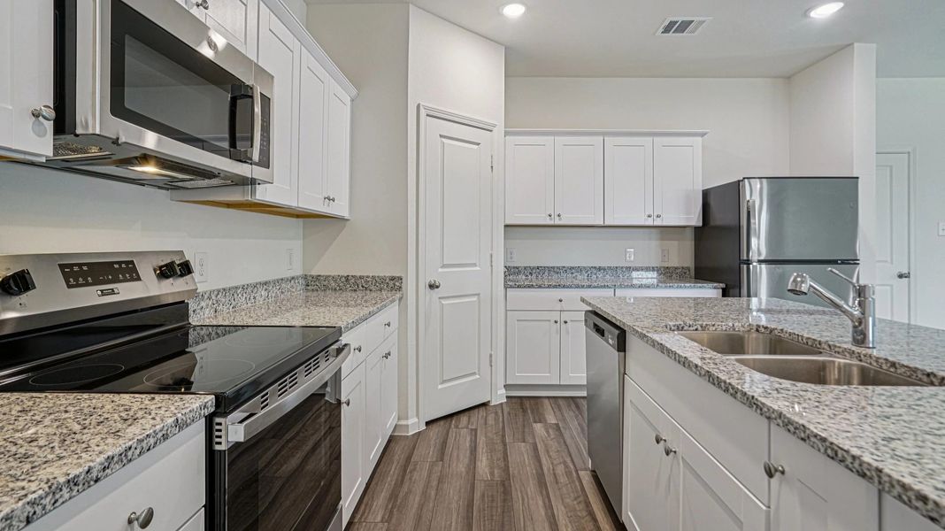 Representative furnished interior of a home built from the Pioneer by Starlight Homes in Avalon Ridge, Cut and Shoot (Image 12).