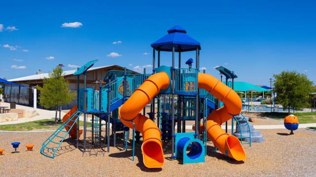 Community amenities in Crosswinds, Kyle (Image 9).
