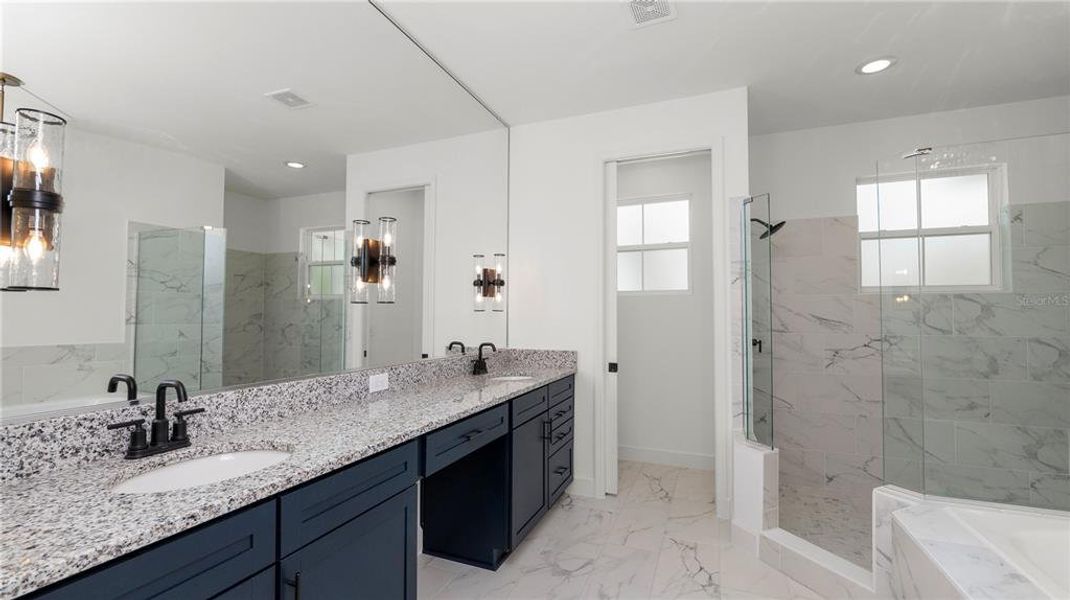 Furnished interior view inside a new home in , Lakeland (Image 6).