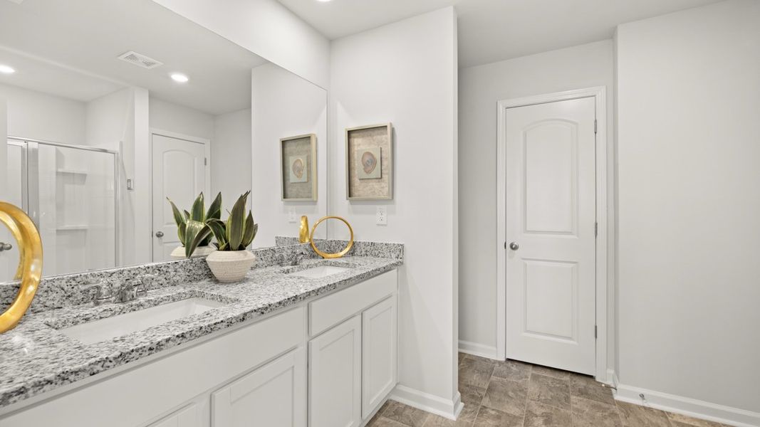 Representative furnished interior of a home built from the Maywood 3 by D.R. Horton in Laurel Park Townhomes, Hephzibah (Image 16).