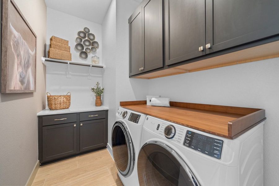 Furnished interior view inside a new home in Attwater, Waller (Image 31).