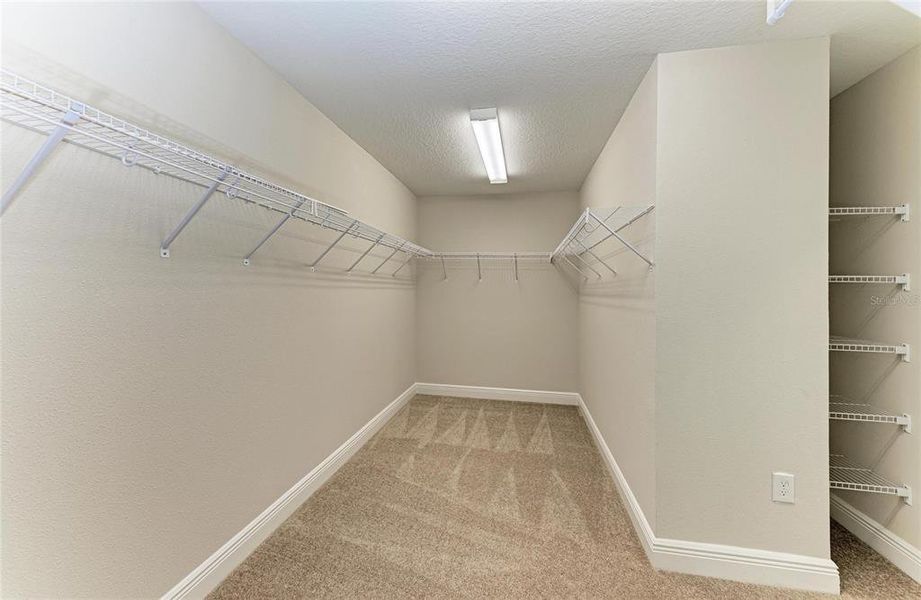 Spacious, unfurnished interior of a new home in Crosswind Ranch, Parrish (Image 39).