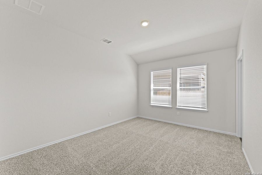 Spacious, unfurnished interior of a new home in Laurel Vistas, San Antonio (Image 10). Spacious, unfurnished interior of a new home in Laurel Vistas, San Antonio (Image 10).