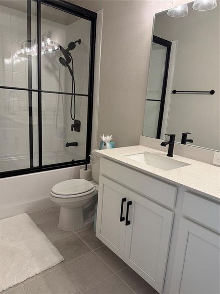 Furnished interior view inside a new home in Silverleaf Reserve Bungalows, Winter Garden (Image 4).