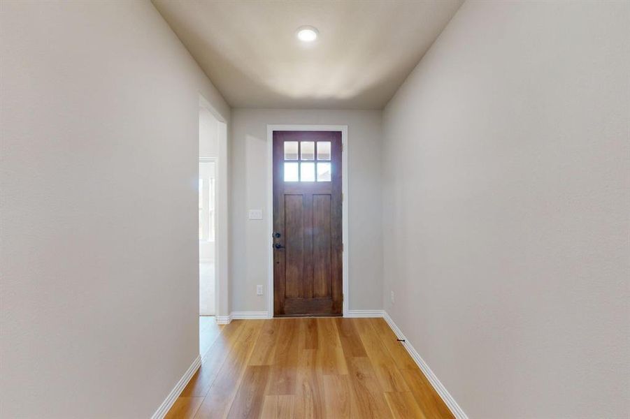Spacious, unfurnished interior of a new home in Vintage Village, Argyle (Image 26).