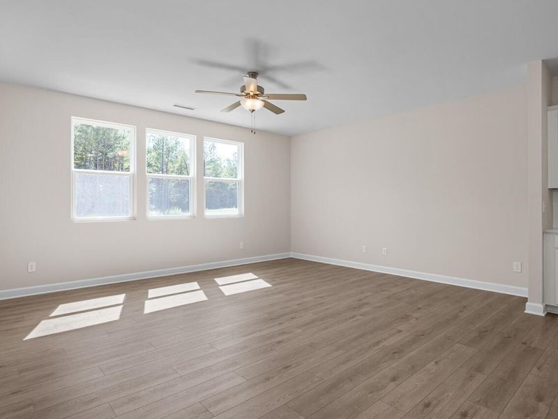 Spacious, unfurnished interior of a new home in Wellers Knoll, Lillington (Image 11).