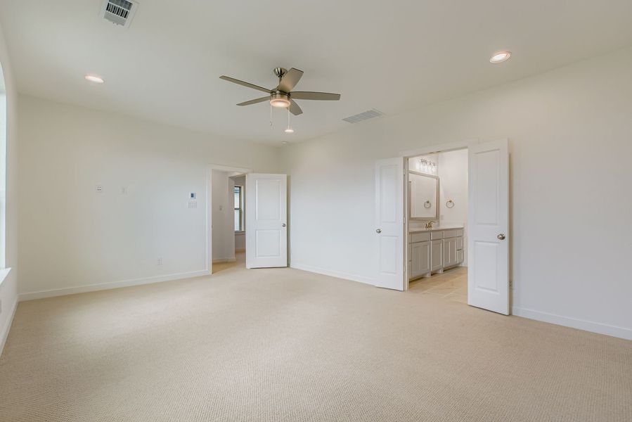 3525 Kings Court - Primary Bedroom