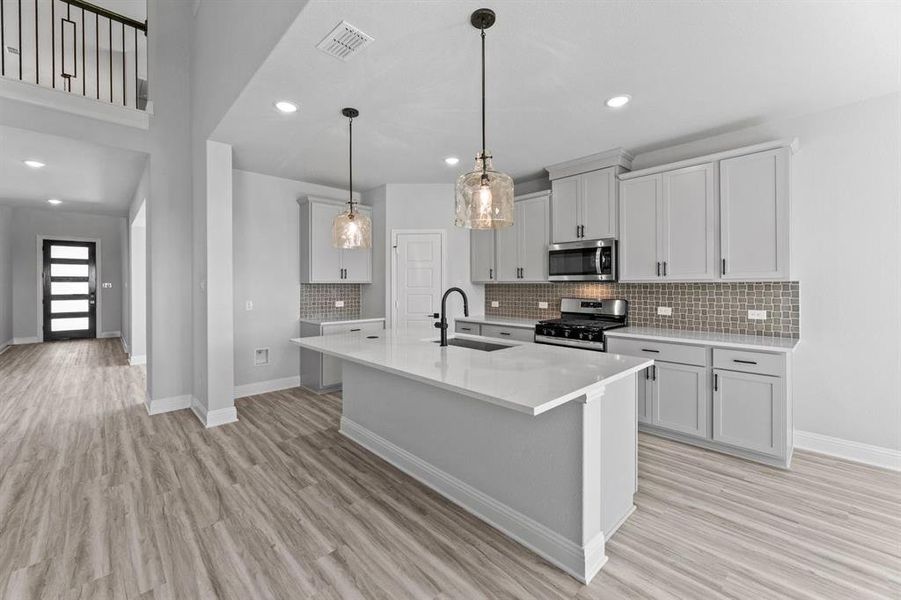 DAL_Meadow Vista_Kendall_1701 Willowhurst Lane (8) DAL_Meadow Vista_Kendall_1701 Willowhurst Lane (8)