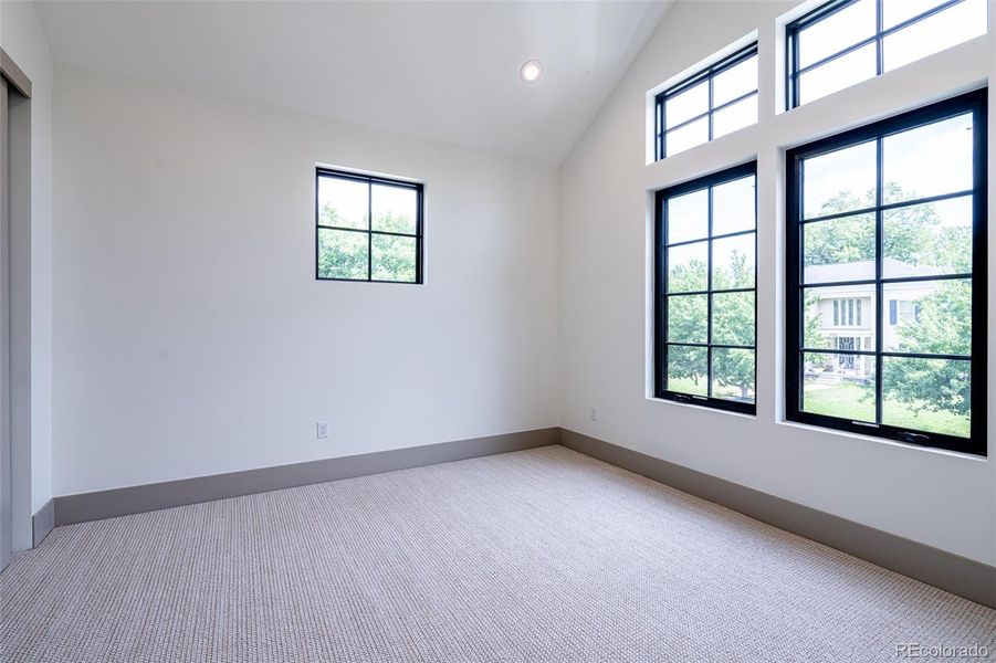 Spacious, unfurnished interior of a new home in , Denver (Image 18).