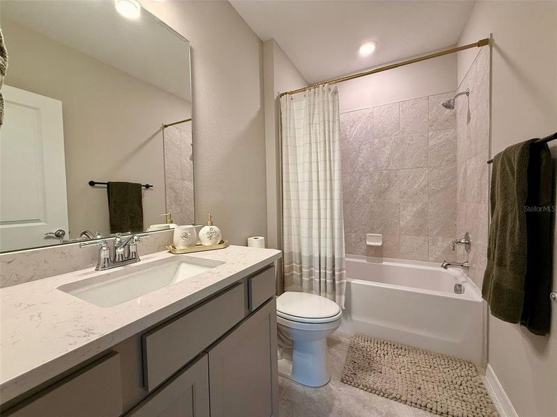 Furnished interior view inside a new home in , Winter Garden (Image 6).