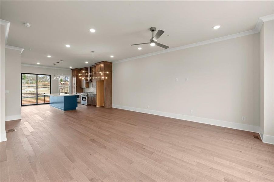 Spacious, unfurnished interior of a new home in , Alpharetta (Image 50).