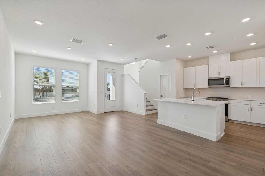 The Waterway - Family Room