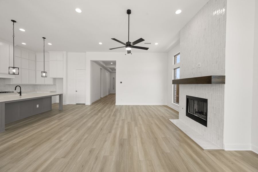 Spacious, unfurnished interior of a new home in Redden Farms, Midlothian (Image 26).