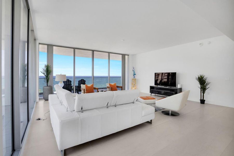 151 N Seabreeze Blvd unit 504-4 151 N Seabreeze Blvd unit 504-4