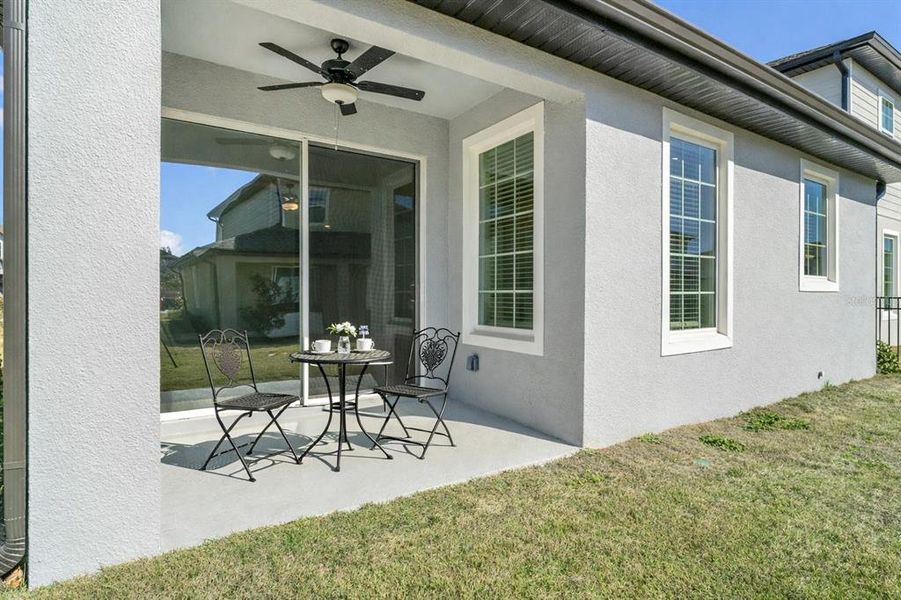 Exterior details and patio area of a home in Reunion Village, Kissimmee (Image 28).