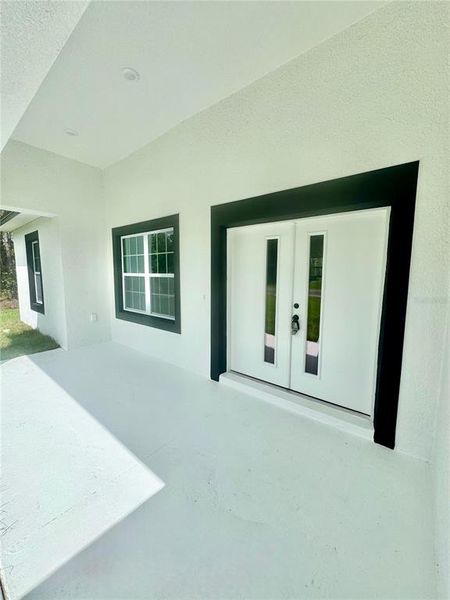 Spacious, unfurnished interior of a new home in , Citrus Springs (Image 12).