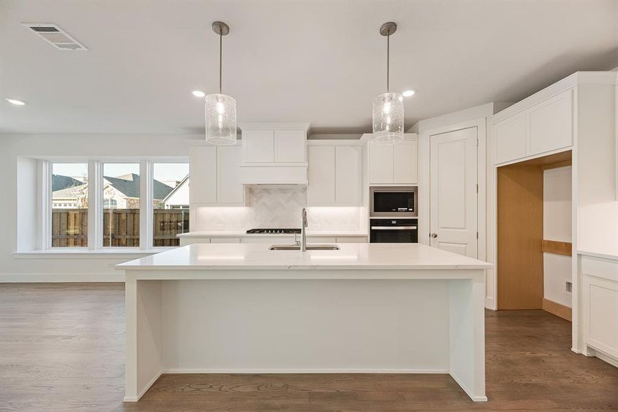 Furnished interior view inside a new home in Tavolo Park, Fort Worth (Image 17). Furnished interior view inside a new home in Tavolo Park, Fort Worth (Image 17).