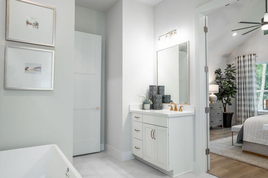 Representative furnished interior of a home built from the Mckinney by Beazer Homes in Timber Hollow: Heritage Collection, Magnolia (Image 23).