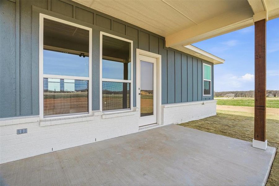 Exterior details and patio area of a home in Taylor Ranch, Springtown (Image 4).