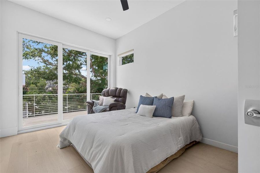 Furnished interior view inside a new home in , Sarasota (Image 11).