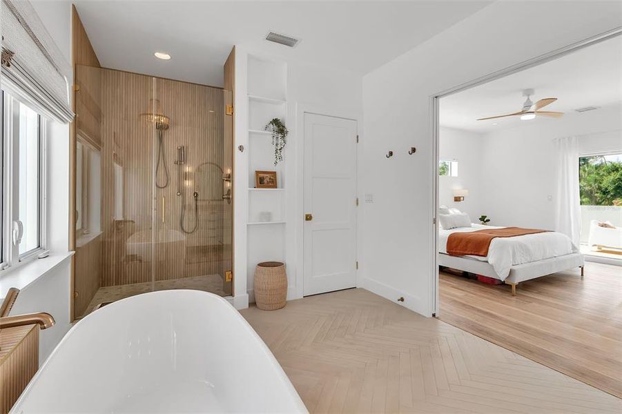 Furnished interior view inside a new home in , Sarasota (Image 53).