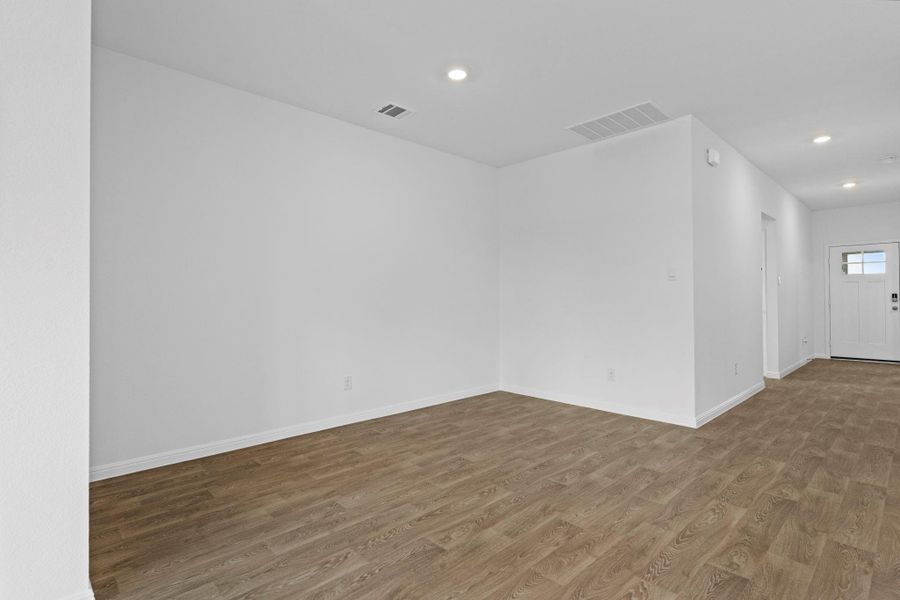 Spacious, unfurnished interior of a new home in Paramount, Kyle (Image 26). Spacious, unfurnished interior of a new home in Paramount, Kyle (Image 26).
