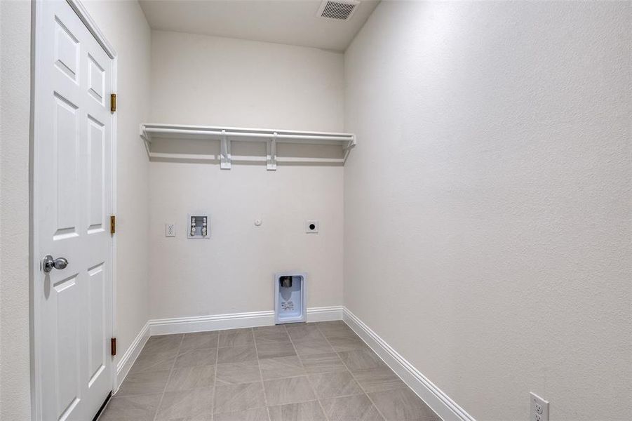 Image 27 of a home in . Image 27 of a home in .