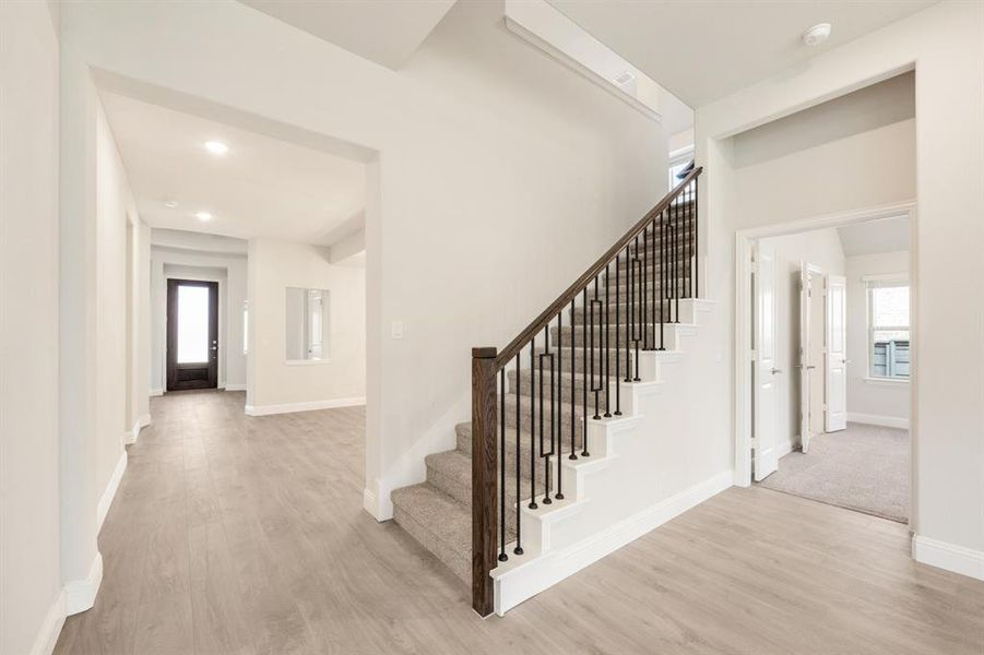 Spacious, unfurnished interior of a new home in Union Park Classic 60, Little Elm (Image 30). Spacious, unfurnished interior of a new home in Union Park Classic 60, Little Elm (Image 30).