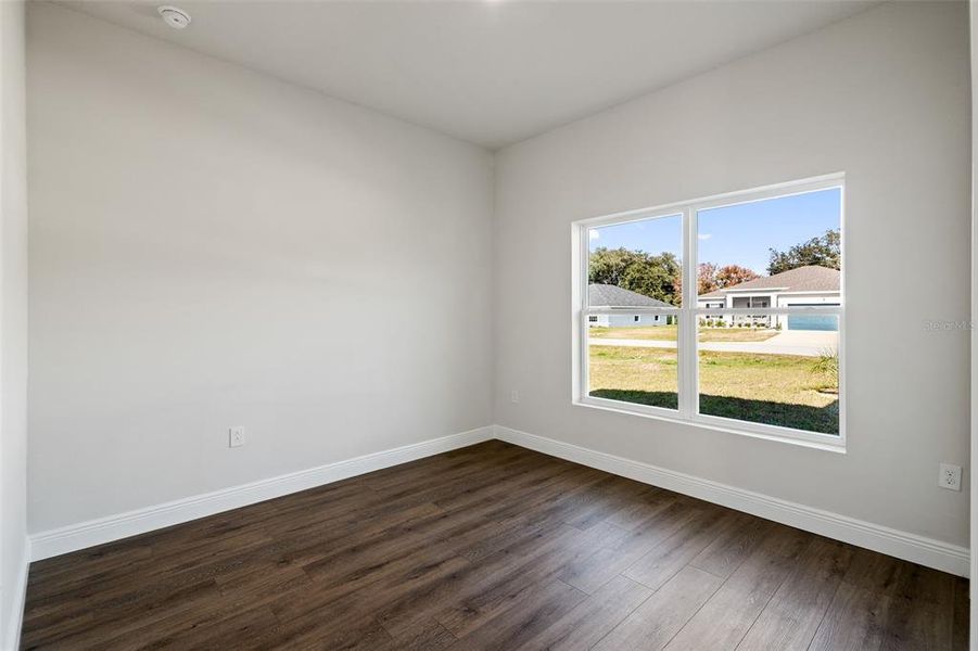 Spacious, unfurnished interior of a new home in , Ocala (Image 32).