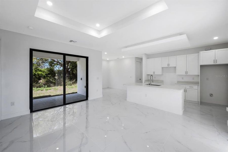 Spacious, unfurnished interior of a new home in , Lehigh Acres (Image 22).