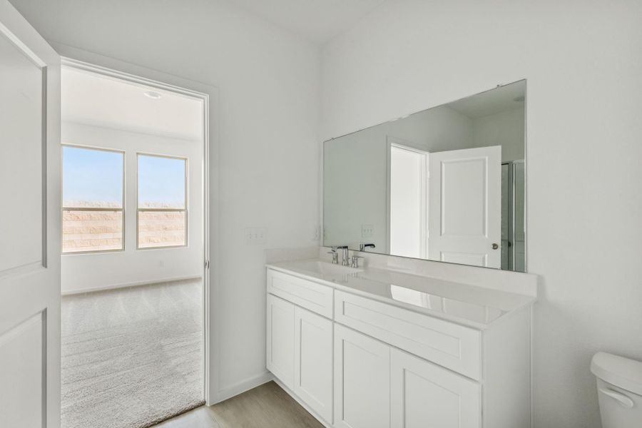 Furnished interior view inside a new home in River Ranch, Dayton (Image 13).
