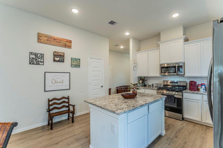 Furnished interior view inside a new home in , Waller (Image 7).