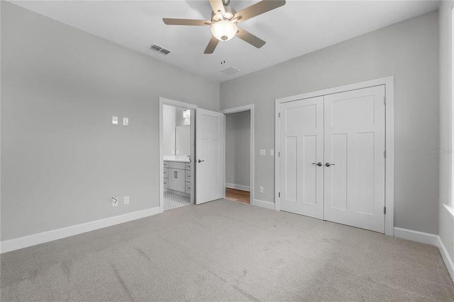 Spacious, unfurnished interior of a new home in , Mulberry (Image 30).