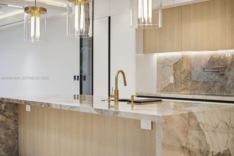 Close-up of interior finishes inside a home in , Fort Lauderdale (Image 19).