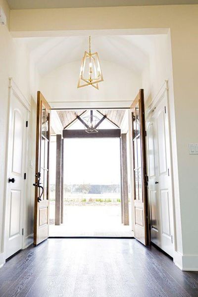 Spacious, unfurnished interior of a new home in , Henderson (Image 21).