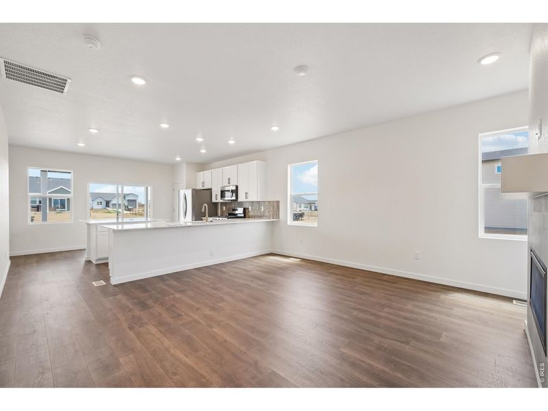 Spacious, unfurnished interior of a new home in Hudson Hills, Hudson (Image 33).