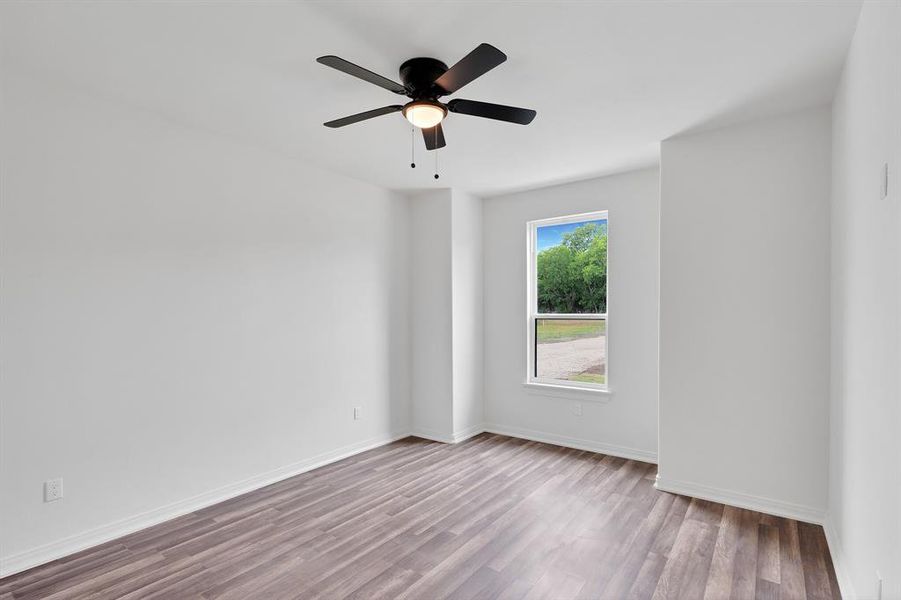 Spacious, unfurnished interior of a new home in , Waxahachie (Image 15). Spacious, unfurnished interior of a new home in , Waxahachie (Image 15).