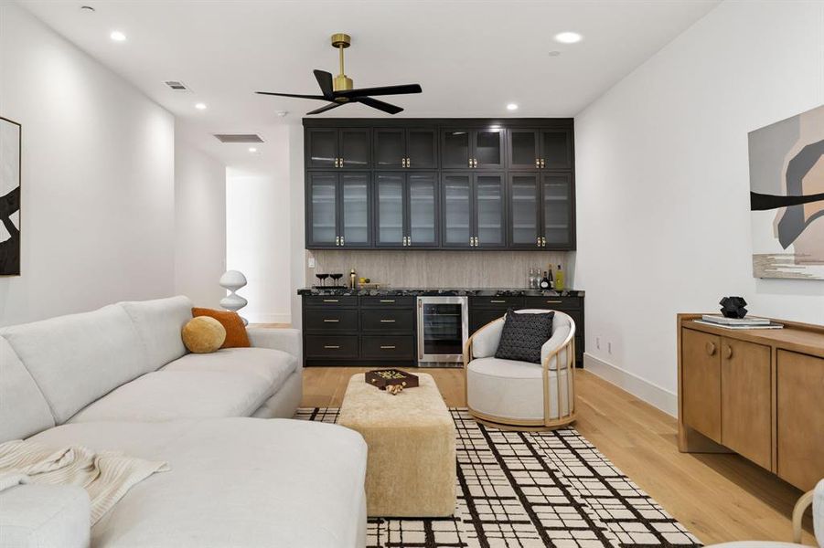 Furnished interior view inside a new home in , Dallas (Image 35).