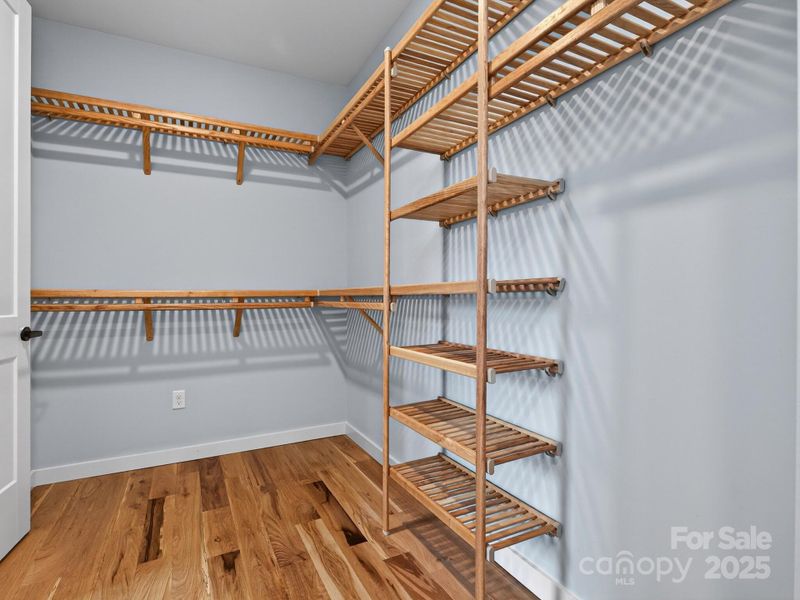Spacious, unfurnished interior of a new home in , Asheville (Image 40).