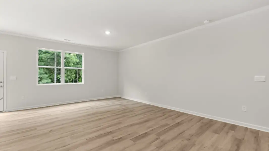 Spacious, unfurnished interior of a new home in Pointe Park, Union City (Image 15).