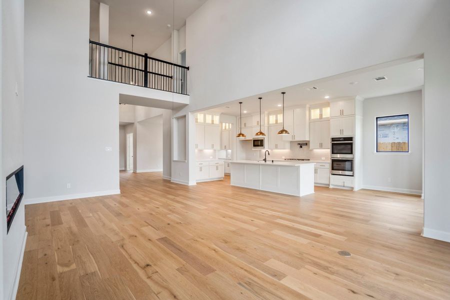 Spacious, unfurnished interior of a new home in Jordan Ranch 70' Lots, Fulshear (Image 20). Spacious, unfurnished interior of a new home in Jordan Ranch 70' Lots, Fulshear (Image 20).