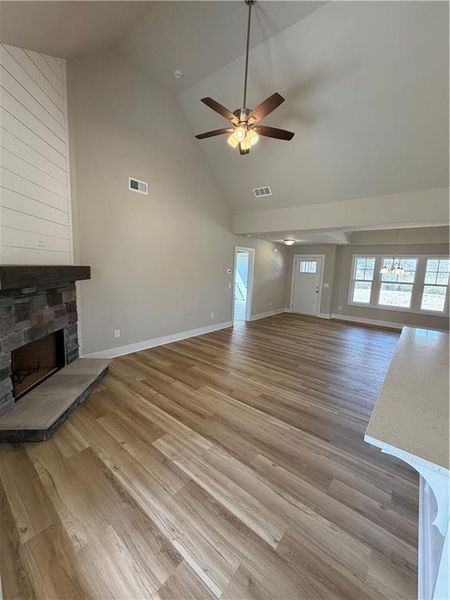 Spacious, unfurnished interior of a new home in , Talking Rock (Image 33).