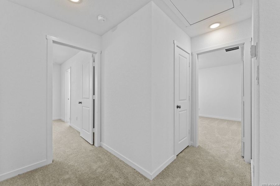 Spacious, unfurnished interior of a new home in Grace Valley, Marion (Image 18).