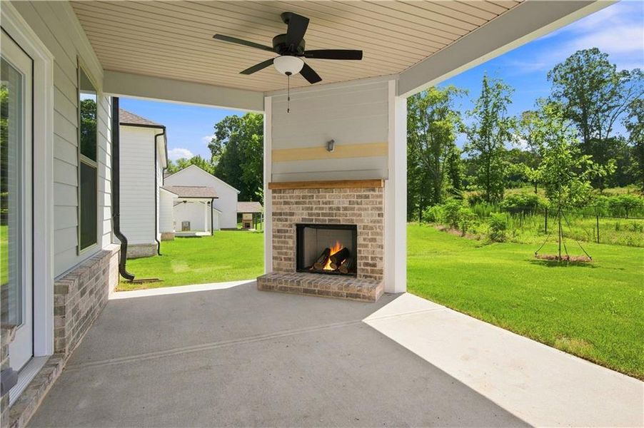 Exterior details and patio area of a home in Grandview at Millers Mill, Stockbridge (Image 3).