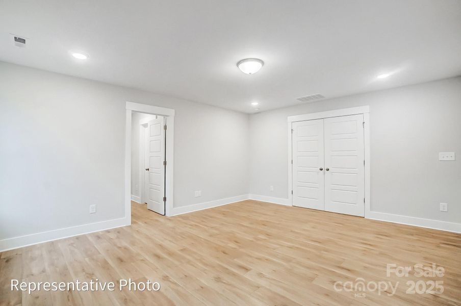 Spacious, unfurnished interior of a new home in Harmony, Harrisburg (Image 19). Spacious, unfurnished interior of a new home in Harmony, Harrisburg (Image 19).