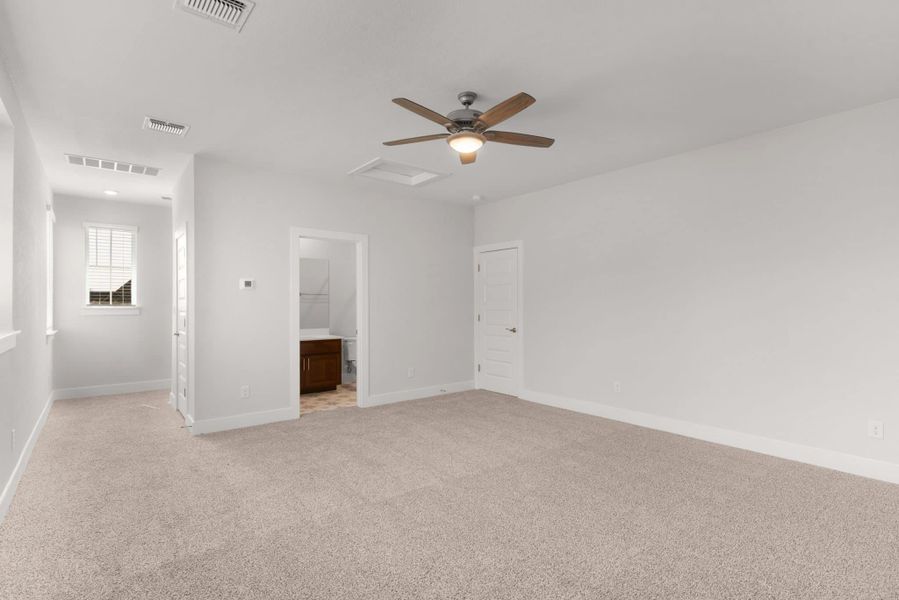 Spacious, unfurnished interior of a new home in Broken Oak, Georgetown (Image 17). Spacious, unfurnished interior of a new home in Broken Oak, Georgetown (Image 17).