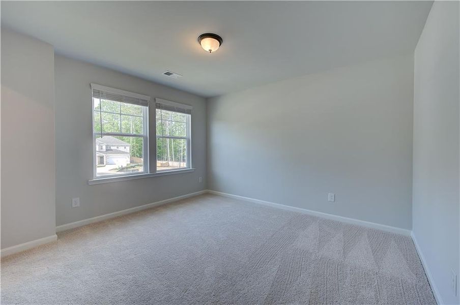 Spacious, unfurnished interior of a new home in Burchwood, Stockbridge (Image 20).