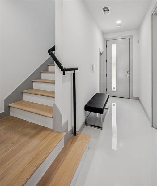 Furnished interior view inside a new home in , Dallas (Image 10).