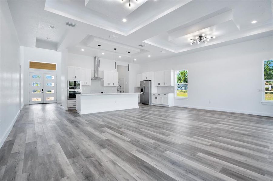 Spacious, unfurnished interior of a new home in , Lake Alfred (Image 20).